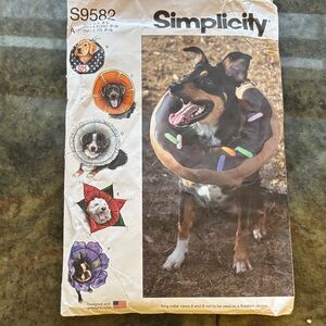 Simplicity S9582 Pet Costume Pattern Elizabethan collar